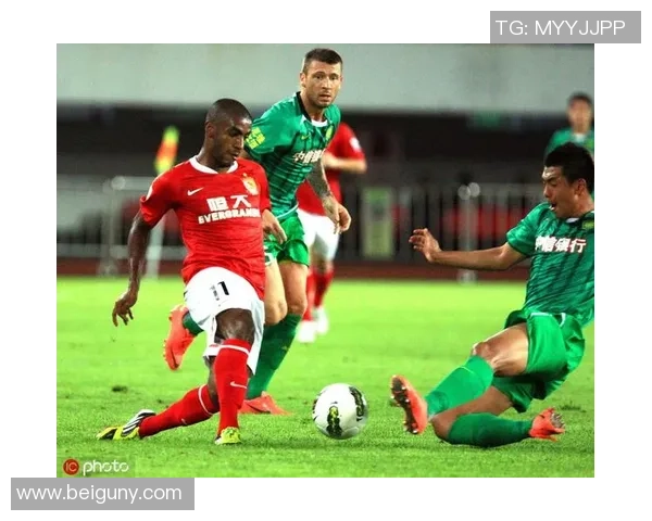 2015中超经典对决广州恒大与国安精彩回顾视频分享